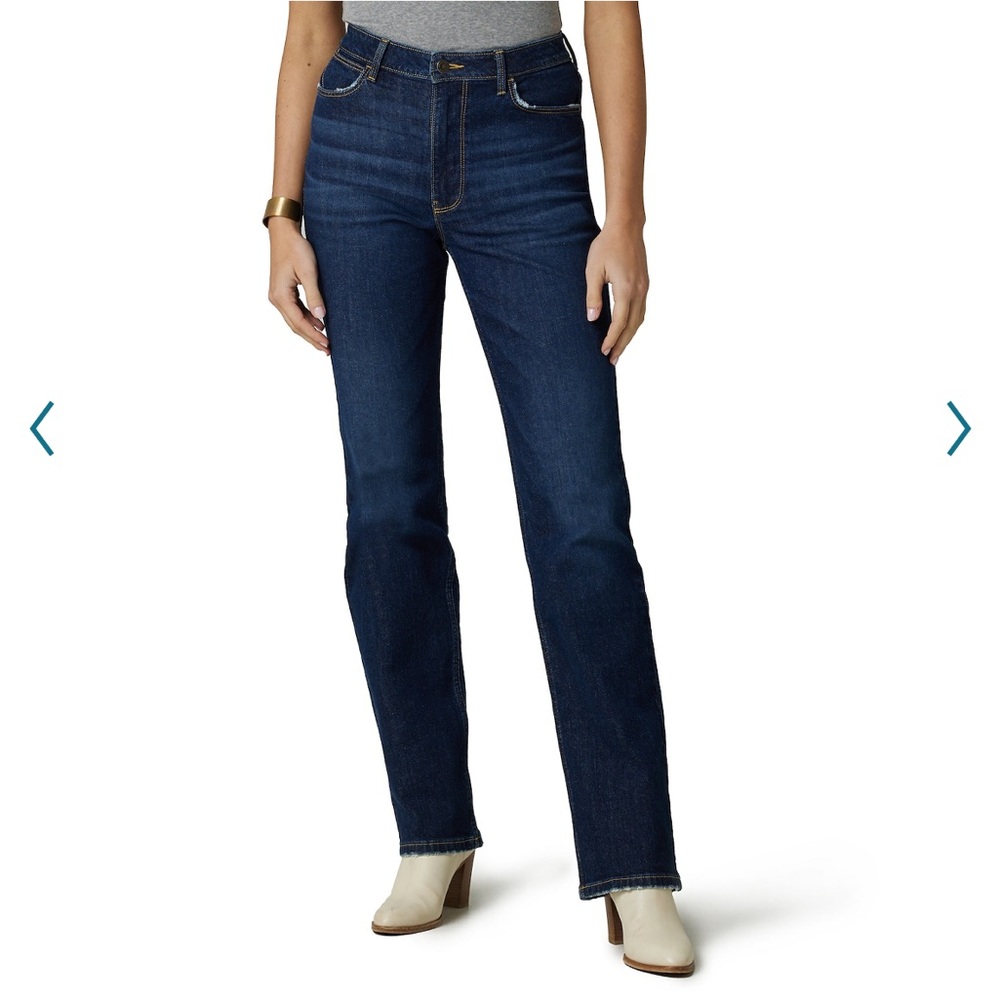 NWT - Wrangler high-rise, straight leg jeans, size 14